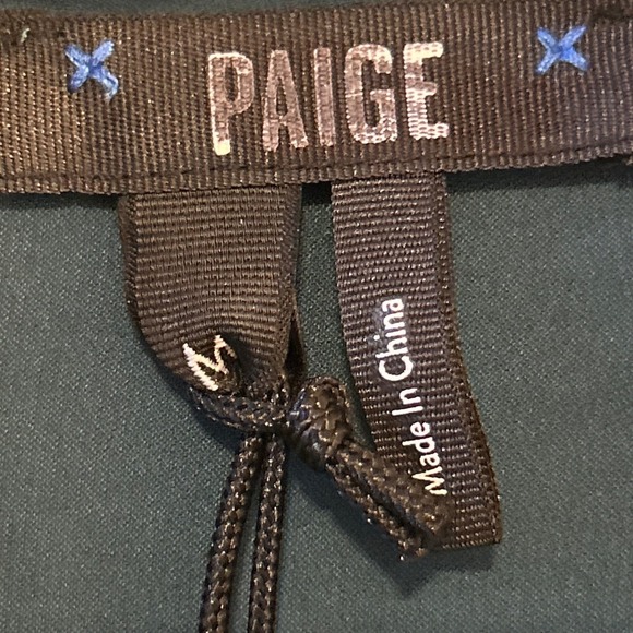 PAIGE Cleobelle Emerald Green Satin Tie Neck Button Front Blouse Medium - Picture 3 of 9